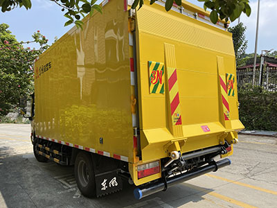 貨車尾板升降結(jié)構(gòu)，提高運輸效率的利器